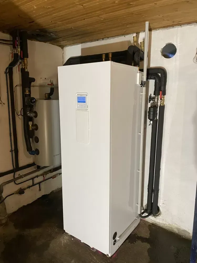 Installation d’une pompe à chaleur Samsung à Tréméven _ LCS Le Corre Chauffage Sanitaire (4)