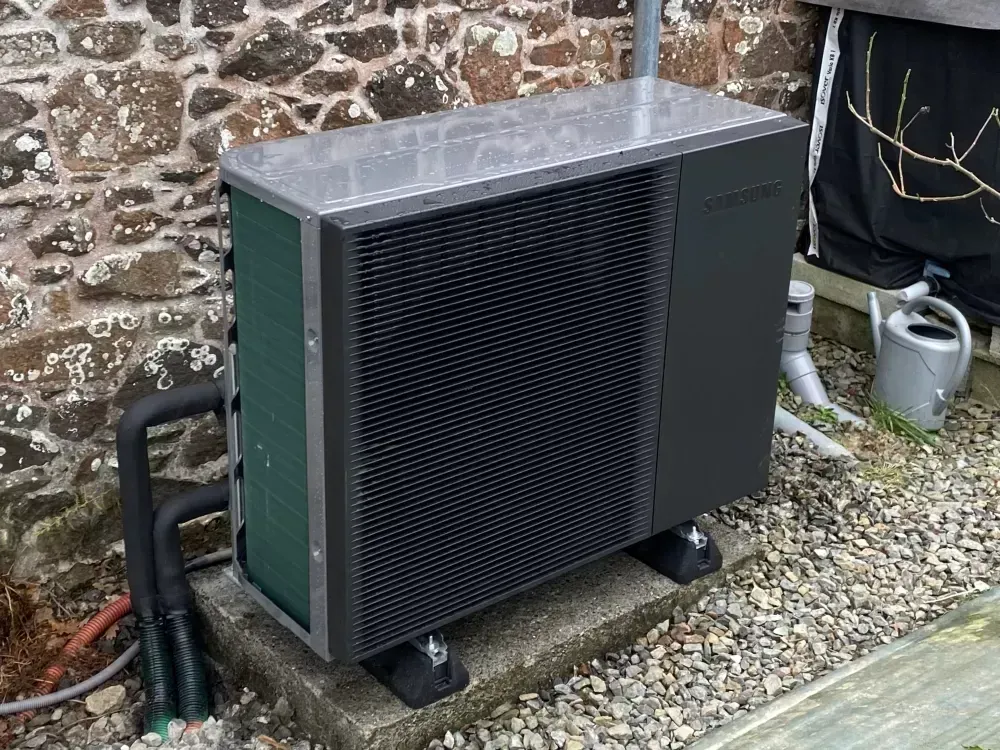 Remplacement d’une pompe à chaleur à Tréveneuc _ LCS Le Corre Chauffage Sanitaire (2)